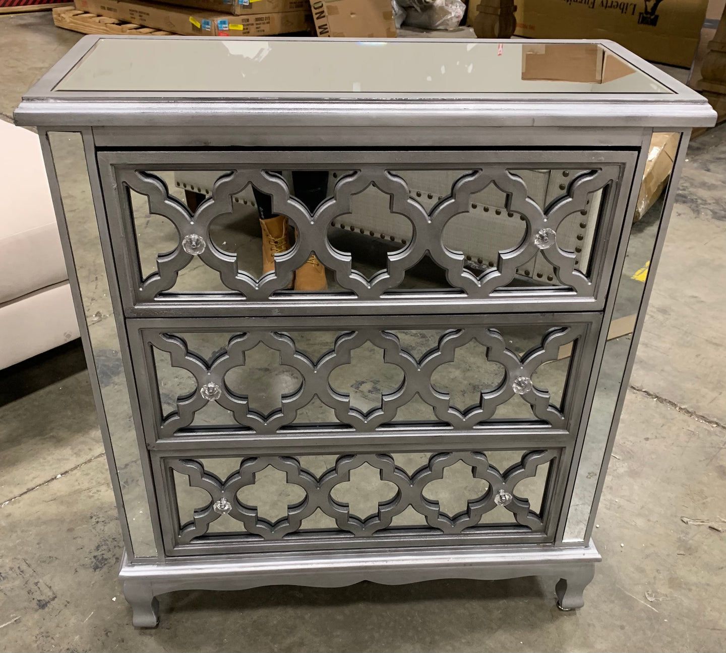 Grayson Lane Mirror Glam 3 Drawer Chest Silver 902CDR