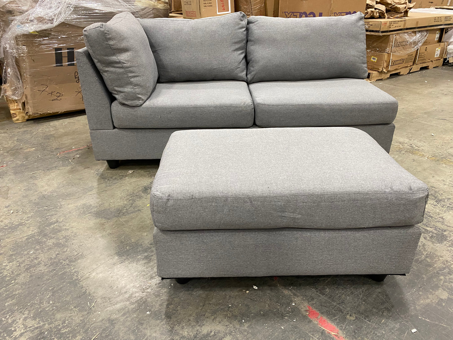 Hemphill Sectional Piece with  Ottoman Gray