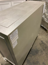 Load image into Gallery viewer, Bouldin 3 Drawer Accent Chest
