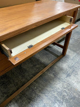 Load image into Gallery viewer, Glastonbury Desk Medium Oak
