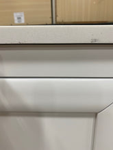 Load image into Gallery viewer, Wycombe 30" Single Bathroom Vanity Set White
