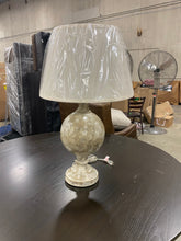 Load image into Gallery viewer, 28&quot; Table Lamp Hydrocal Set of 2 #1433HW-2 boxes
