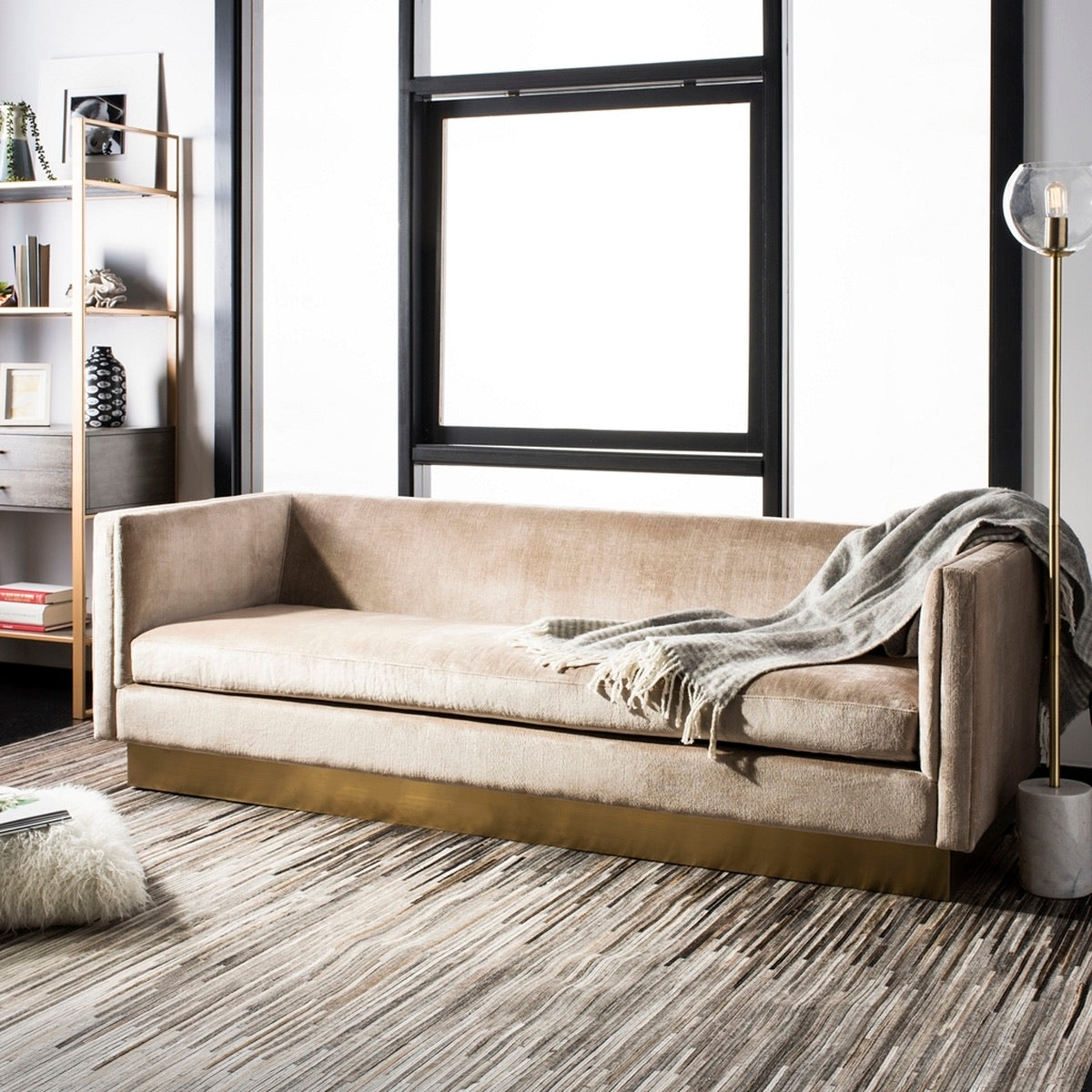 SAFAVIEH COUTURE MARQUETTE VELVET SOFA