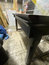 Load image into Gallery viewer, Extendable Dining Table in Gray
