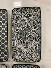 Load image into Gallery viewer, 4 pc Decorative Stoneware Set 125 DC
