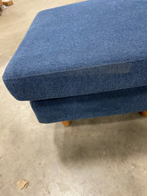 Load image into Gallery viewer, Lagunas 91&quot; Wide Reversible Sofa &amp; Chaise
