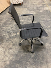 Load image into Gallery viewer, High-Back Desk Chair Black/Chrome
