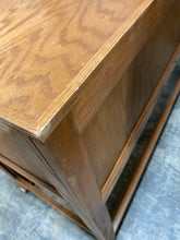 Load image into Gallery viewer, Glastonbury Desk Medium Oak
