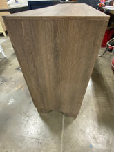 Load image into Gallery viewer, Miquell 6 Drawer Dresser Oak
