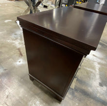Load image into Gallery viewer, Spruce Brown Cherry Night Stand  (Set of 2)
