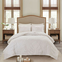 Load image into Gallery viewer, Madison Park Bahari 3-Piece King/California King Duvet Cover Set in White B71 MS 2524
