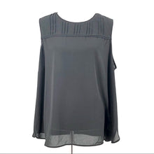 Load image into Gallery viewer, Women&#39;s Plus Size Sleevless Pleated-Neck Blouse by Calvin Klein
