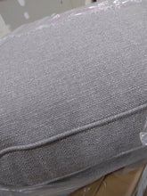 Load image into Gallery viewer, Leni 33.5&#39;&#39; Wide Manual Standard Recliner
