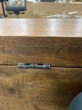 Load image into Gallery viewer, Kace Solid Wood Lift Top Sled Coffee Table with Storage 6964RR-OB
