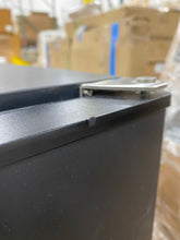Load image into Gallery viewer, 15" 25 lb. Daily Production Built-In Ice Maker
