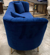 Load image into Gallery viewer, EGEND VANSEN  SOFA BLUE
