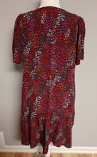 Load image into Gallery viewer, Women&#39;s Short Sleeve Ruffle Hem Dress
