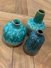 Load image into Gallery viewer, Textured Stoneware 3 Piece Table Vase Set 992AH
