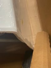 Load image into Gallery viewer, Sitka 60&quot; x 32&quot; Three Wall Alcove Acrylic Soaking Tub - Right Drain, 5748RR
