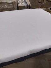 Load image into Gallery viewer, Ivory Amberly 25.5&#39;&#39; Wide Linen Armchair
