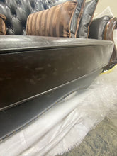 Load image into Gallery viewer, Flourtown 93&#39;&#39; Faux Leather Sofa
